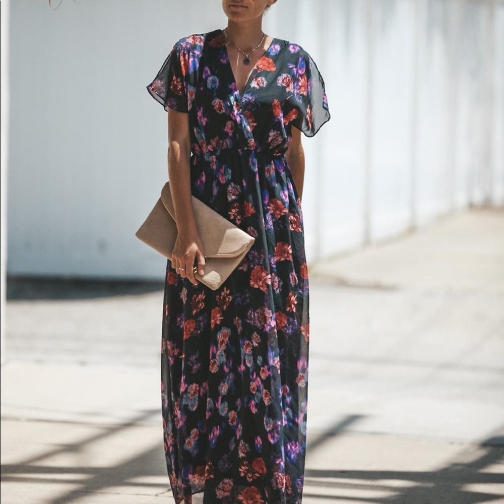 Vici boutique floral maxi dress size medium